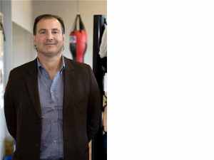 Yigit.702035_10151331670204664_141533896_n